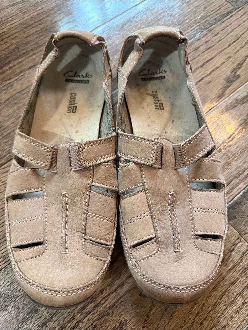 Clarks Tan Leather Fisherman Sandals size 7